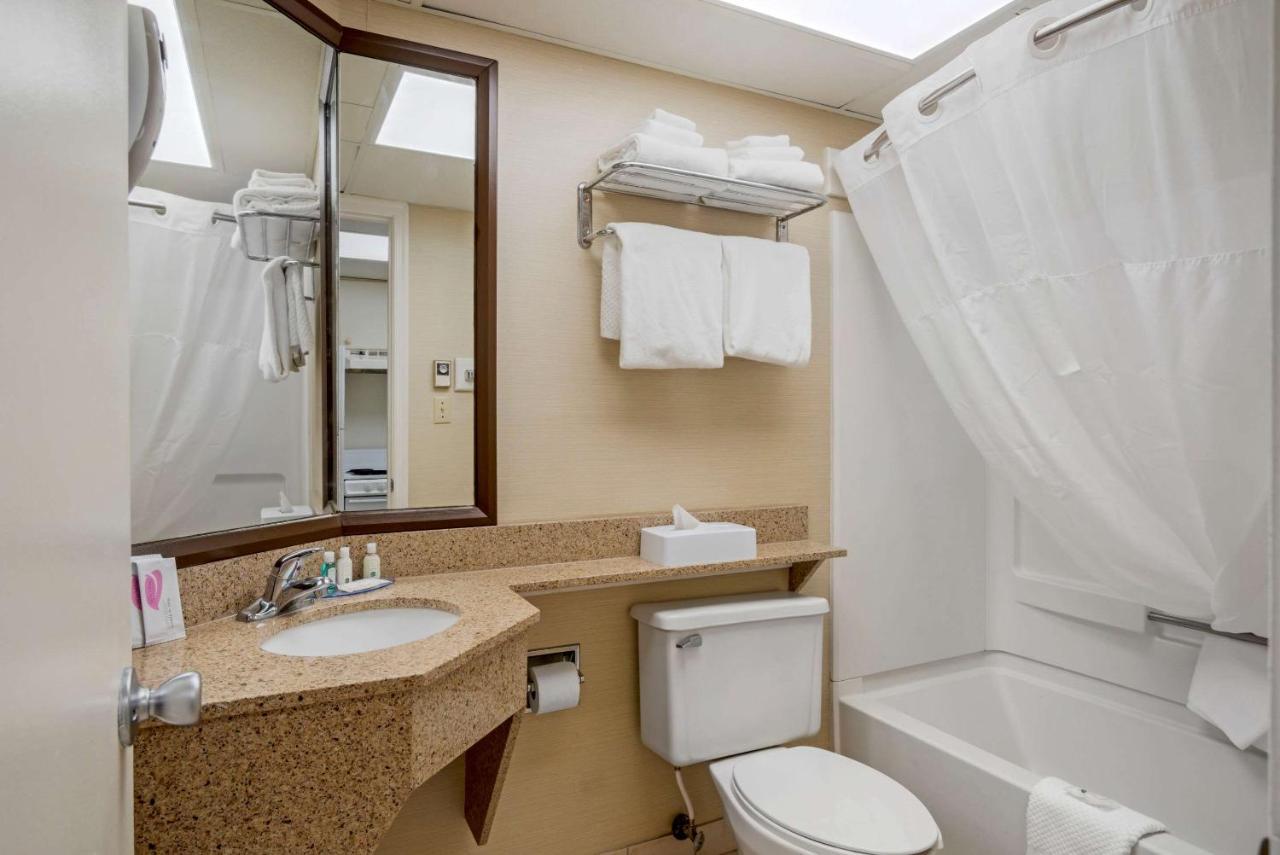 Quality Inn & Suites Oceanblock Ocean City Dış mekan fotoğraf
